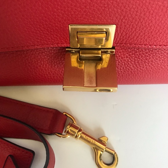 Authentic CELINE Trapeze Red Pebbled Suede Leather - Picture 4 of 8